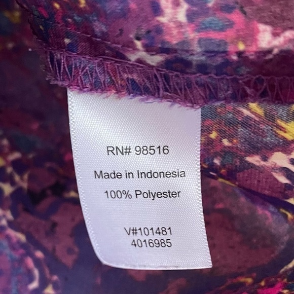 Coldwater Creek colorful faux wrap shawl neck sleeveless fitted blouse size S - Picture 9 of 16